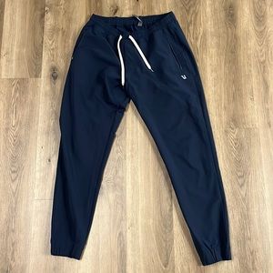 Vuori Transit Joggers. Worn once!